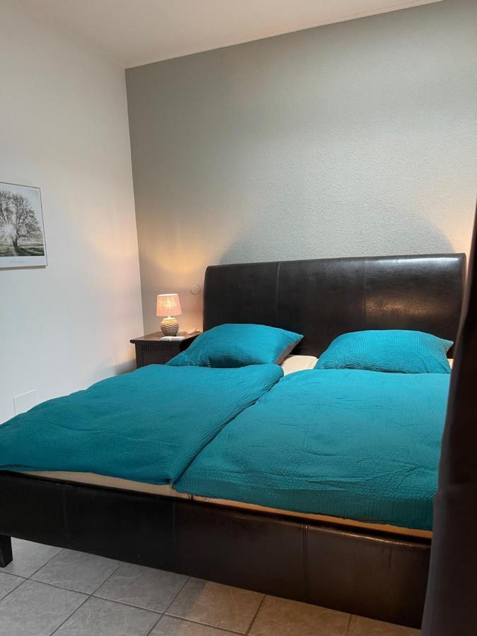 Mitten In Der Natur : Ferienwohnung Mit 3 Schlafzimmern, Neu Eingerichtet Neu Gaarz Εξωτερικό φωτογραφία